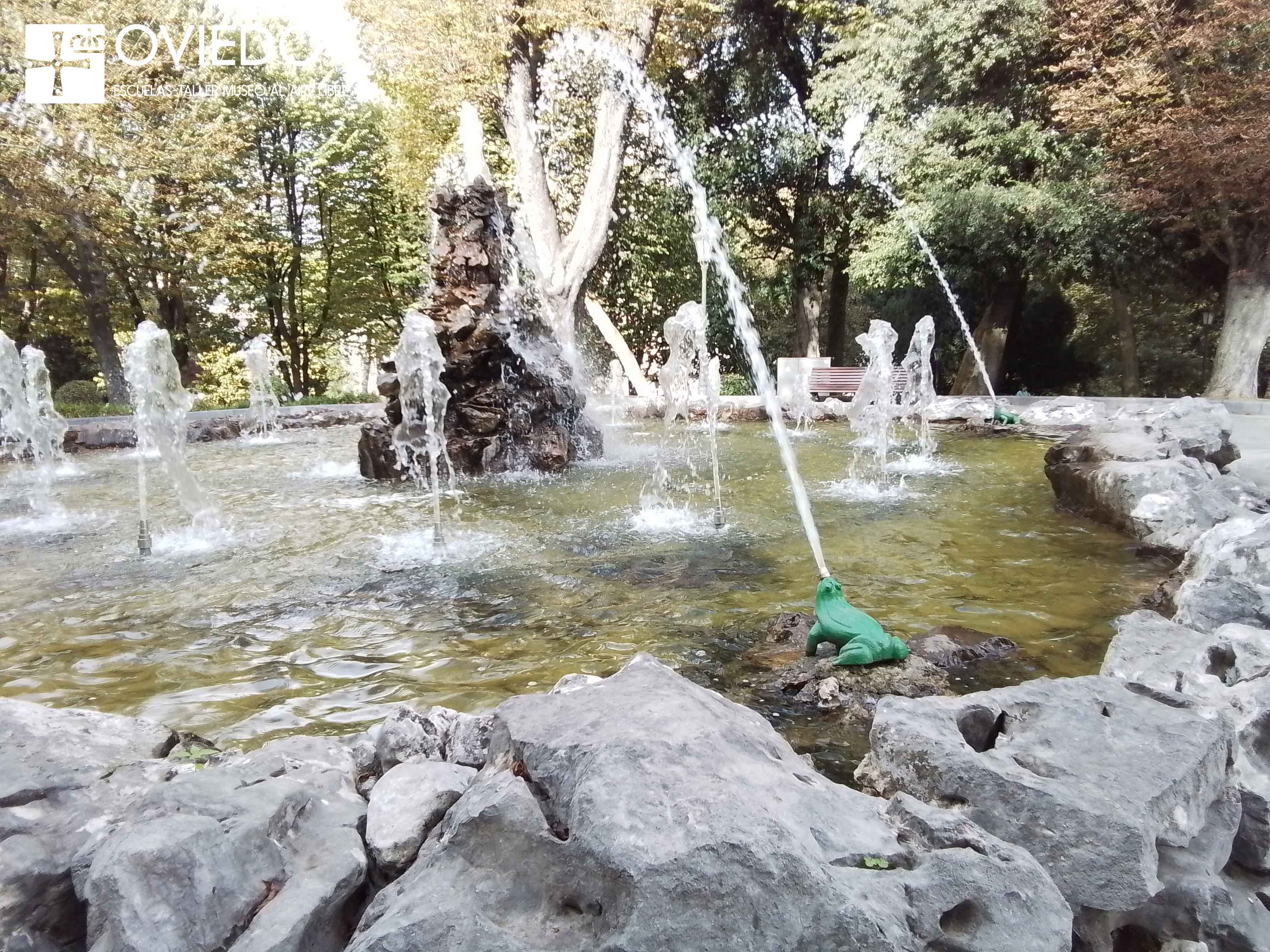 Escultura Fuente de las Ranas